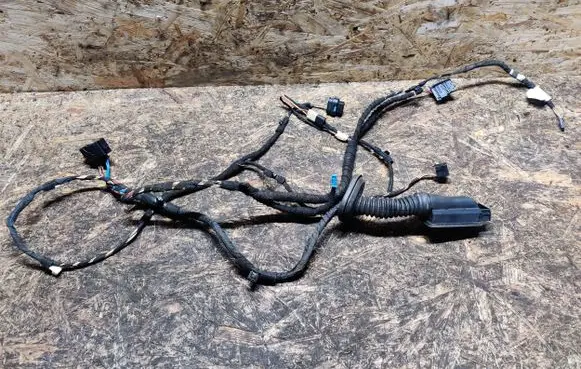 BMW 2 F45 Front door wiring loom 193444 9389318 9389314