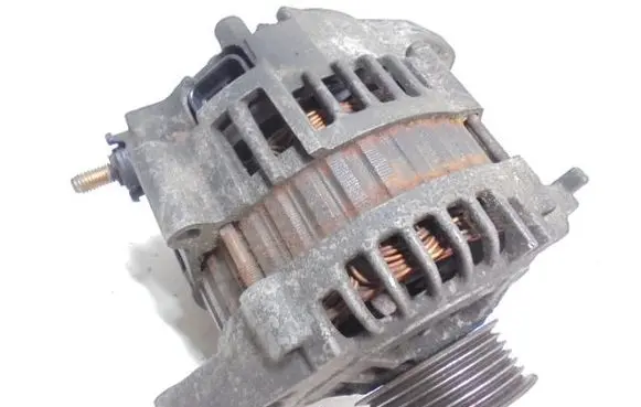 Nissan Primera Generator/alternator 23100AU000