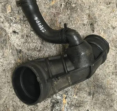 Opel Zafira A Air intake hose/pipe