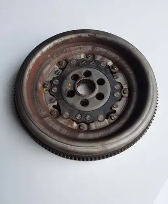 Volkswagen PASSAT CC Flywheel