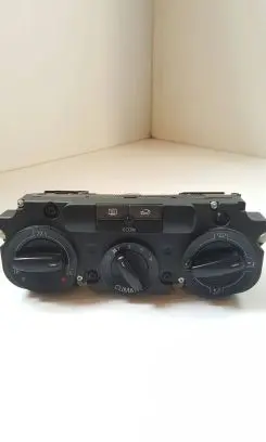 Volkswagen Touran I Climate control unit 537011CF