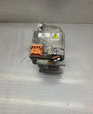 Dacia Spring Air conditioning (A/C) compressor (pump) 926006978R