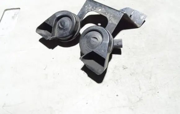 Audi A6 S6 C6 4F Horn signal 4F0951229