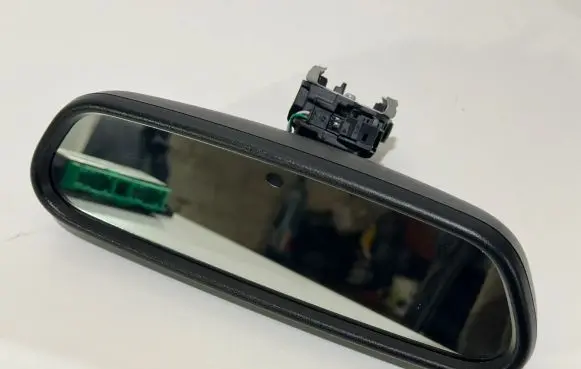 Peugeot 308 Rear view mirror (interior) 98088311XT