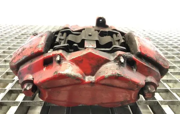 Front brake caliper