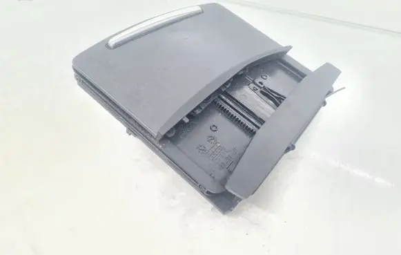 Audi A6 S6 C6 4F Ashtray (front) 4F1857951C