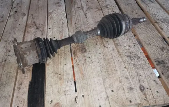 Nissan X-Trail T30 Front driveshaft 