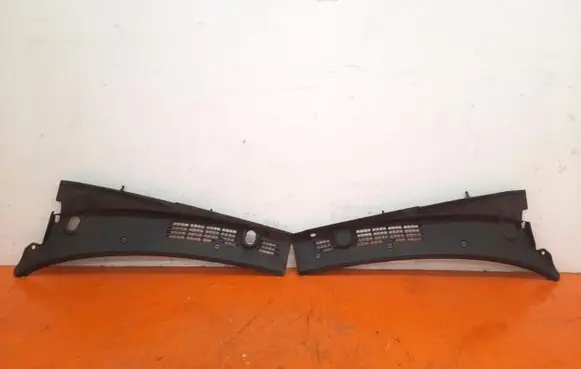 Peugeot Partner Wiper trim 9642405877