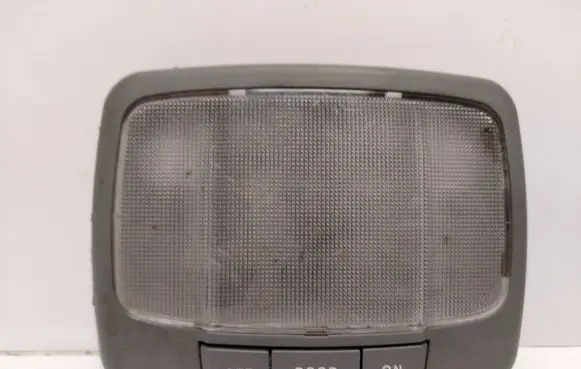 KIA Carens I Front seat light