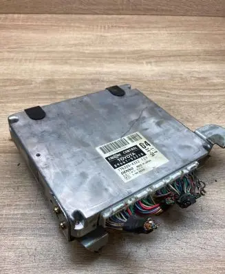 Lexus IS 200-300 Engine control unit/module ECU 8966153210 1753004322