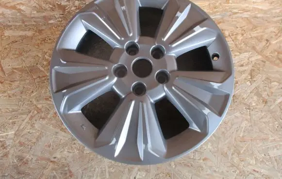 Suzuki Vitara (LY) R17 alloy rim 43210-54P80