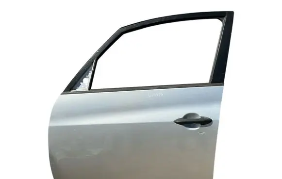 KIA Venga Front door 