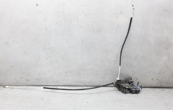 Audi A8 S8 D2 4D Rear door lock 4D0839015D
