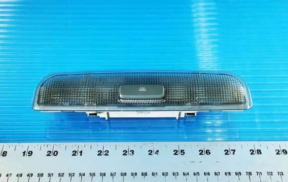Audi A4 S4 B7 8E 8H Front seat light 8P0947111A