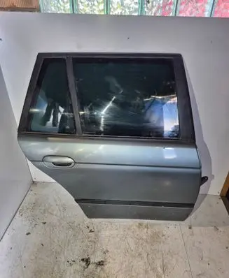 Rear door