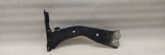 Audi Q3 F3 Fender mounting bracket 83A821131