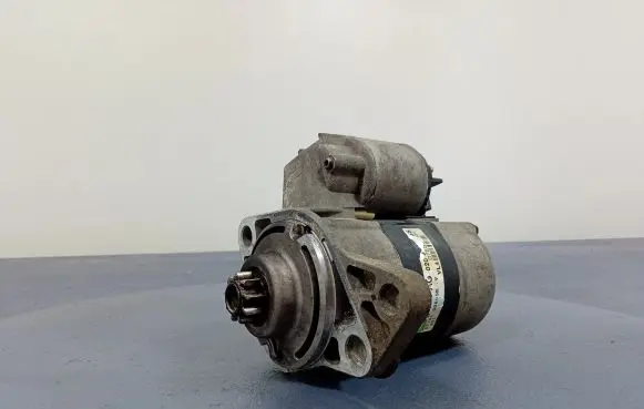 Volkswagen Golf IV Starter motor
