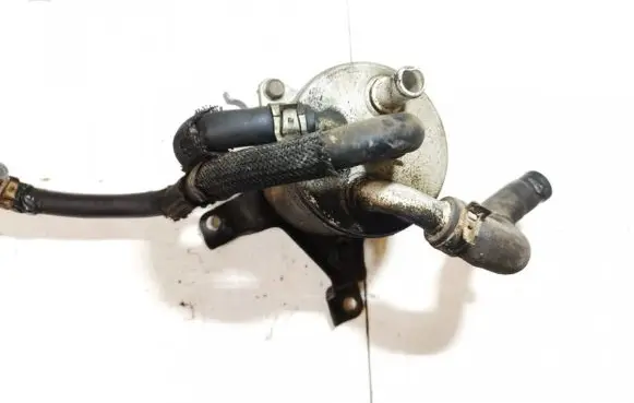 Engine oil radiator