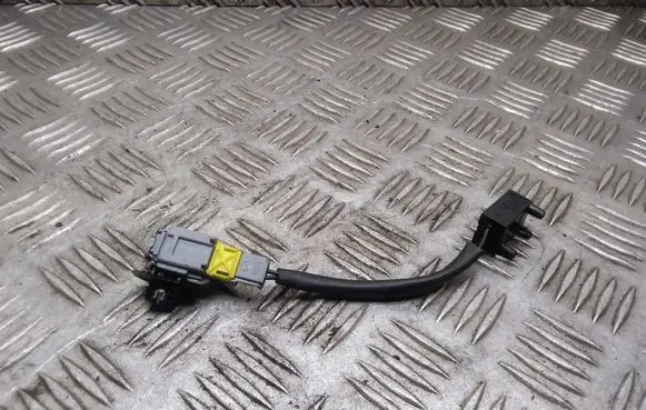 Clutch pedal sensor
