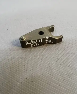 Toyota RAV 4 (XA30) Fuel Injector clamp holder