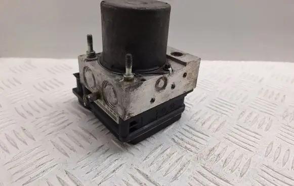 Toyota Corolla Verso AR10 ABS Pump 440500F030 0265950412