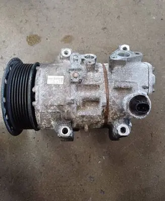 Toyota Avensis T270 Air conditioning (A/C) compressor (pump) GE4472601258 5SE12C