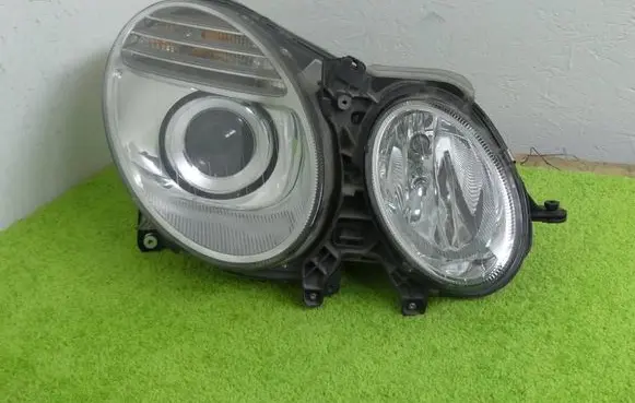 Mercedes-Benz E W211 Headlight/headlamp 16259201