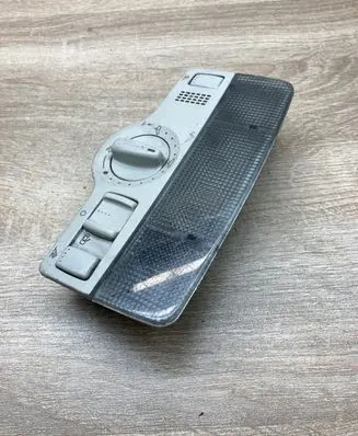 Volkswagen Touran I Front seat light 1J0947105 1J0959613