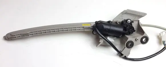 Mercedes-Benz E AMG W212 Curtain motor A2128202942 M5667