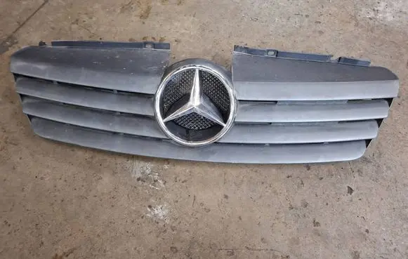 Mercedes-Benz Vaneo W414 Front grill A4148880060