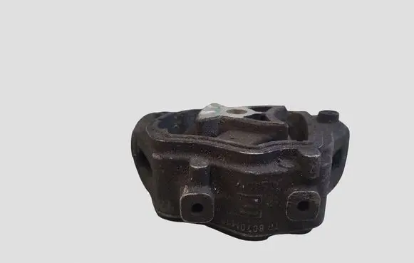 Volvo V70 Engine mount bracket TR8070M18