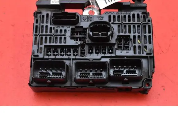 Peugeot 407 Fuse box set 9656086180