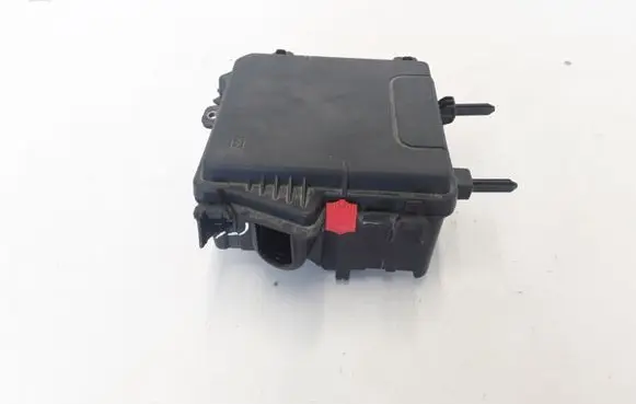 Renault Megane III Fuse module 284B10002R