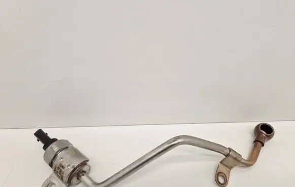 BMW 3 F30 F35 F31 Exhaust gas pressure sensor 8514018 2096620