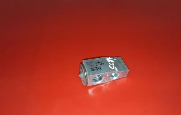 Toyota Verso-S Air conditioning (A/C) expansion valve 4475003700