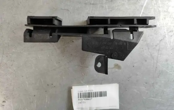 BMW 3 E46 Front bumper mounting bracket 51117030617 7030617