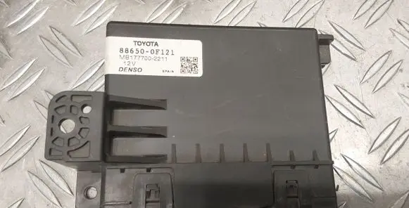 Toyota Verso Climate control unit 886500F121