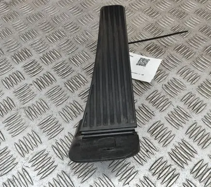 Volvo XC90 Accelerator throttle pedal 32269124