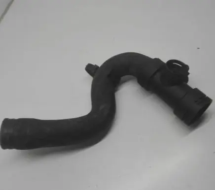 Audi A6 S6 C5 4B Engine coolant pipe/hose