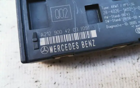 Mercedes-Benz E W212 Tailgate/trunk control unit/module A2129004203 2129004203