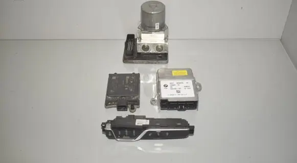 BMW 7 G11 G12 Distronic sensor radar 6819153 9390576 6882962