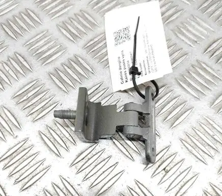 Volkswagen Tiguan Tailgate/trunk/boot hinge 5G6827301D