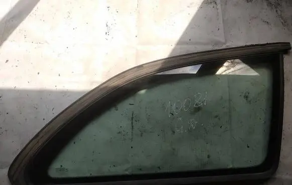 Skoda Octavia Mk2 (1Z) Rear side window AS2