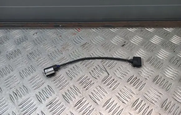 Audi Q5 SQ5 iPod connector socket 4F0051510 4F0051510AG