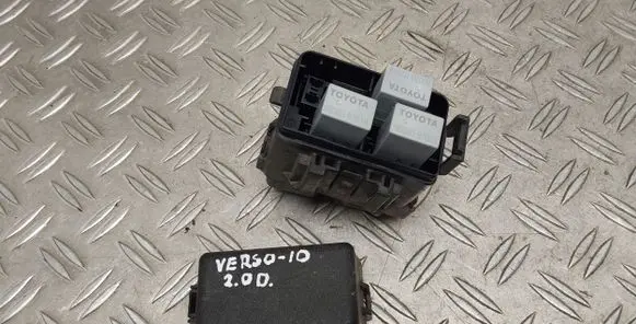 Toyota Verso Fuse box set 9008087019