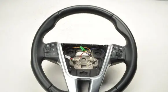 Volvo V40 Steering wheel 31250592