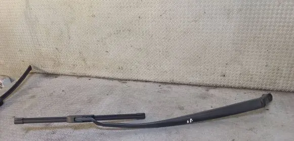 Toyota Verso Windshield/front glass wiper blade 3151820