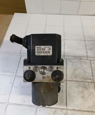 Volkswagen PASSAT B5.5 ABS Pump 265950054
