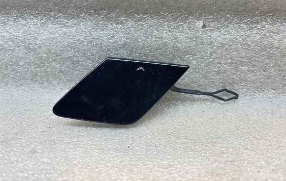 BMW 4 F32 F33 Front tow hook cap/cover 7432634