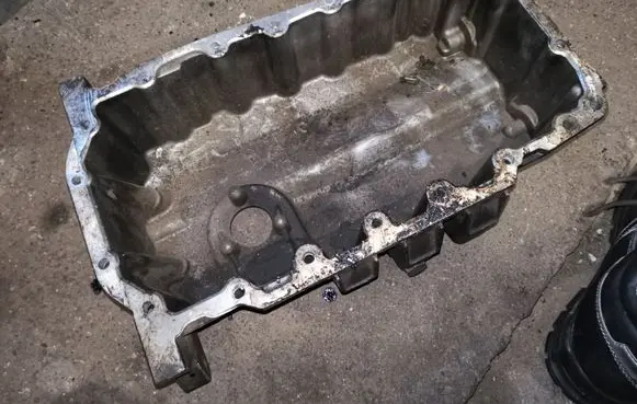 Volkswagen Golf VI Oil sump 03G103603AD
